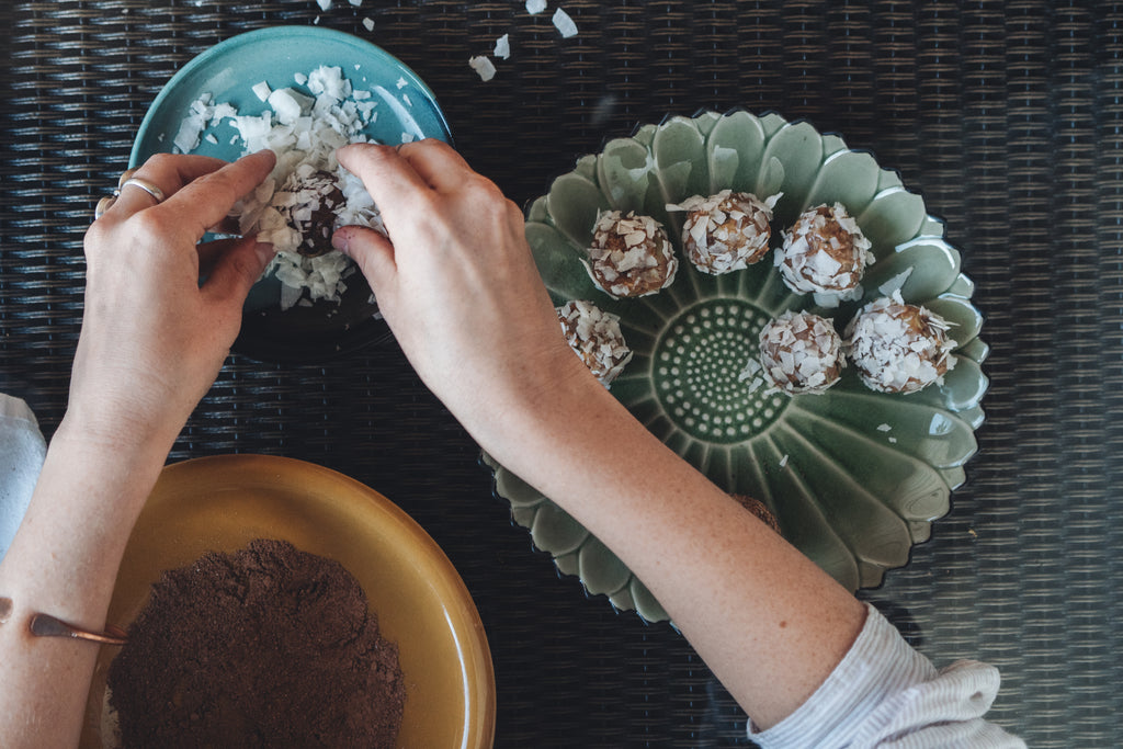 Cacao Nectar Elixir: Raw Food Bites